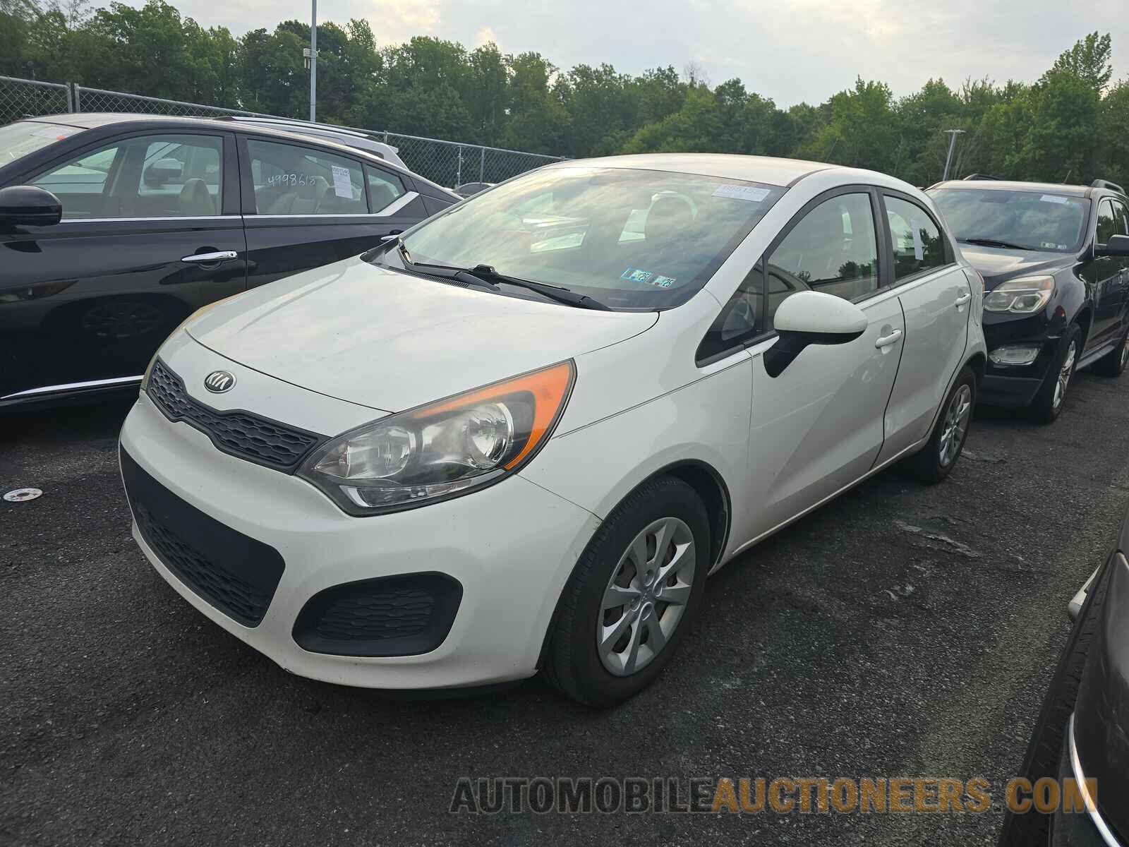 KNADM5A31F6509870 Kia Rio 5-Door 2015