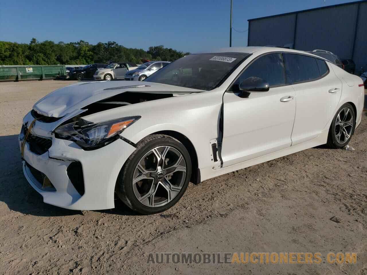 KNAE15LA1L6072568 KIA STINGER 2020