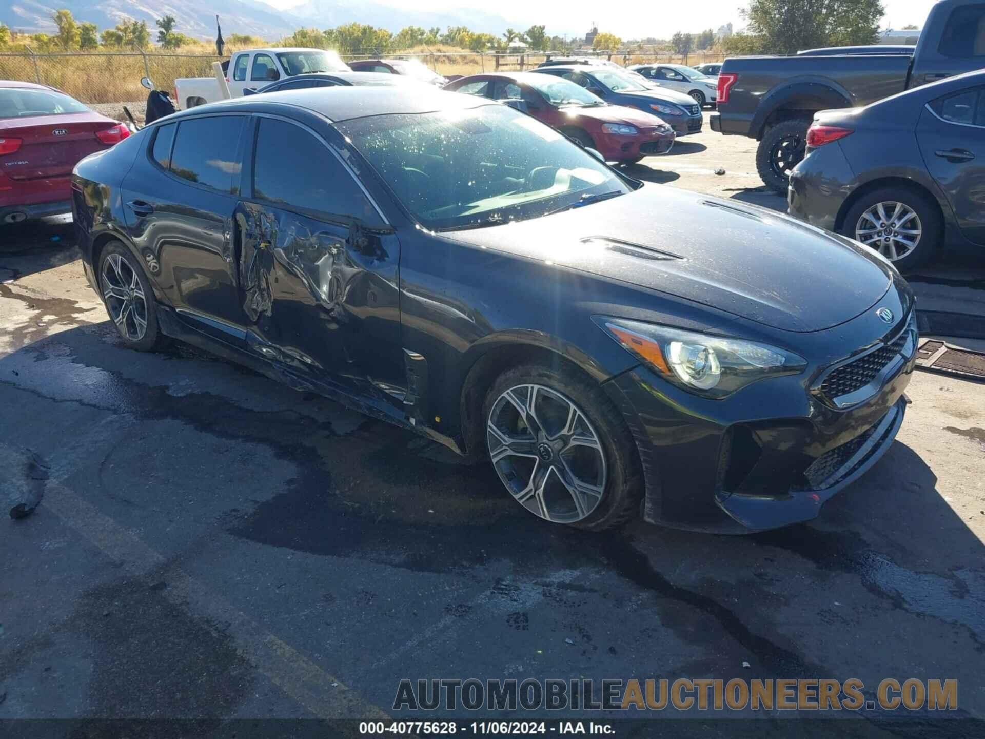 KNAE15LA1L6076703 KIA STINGER 2020