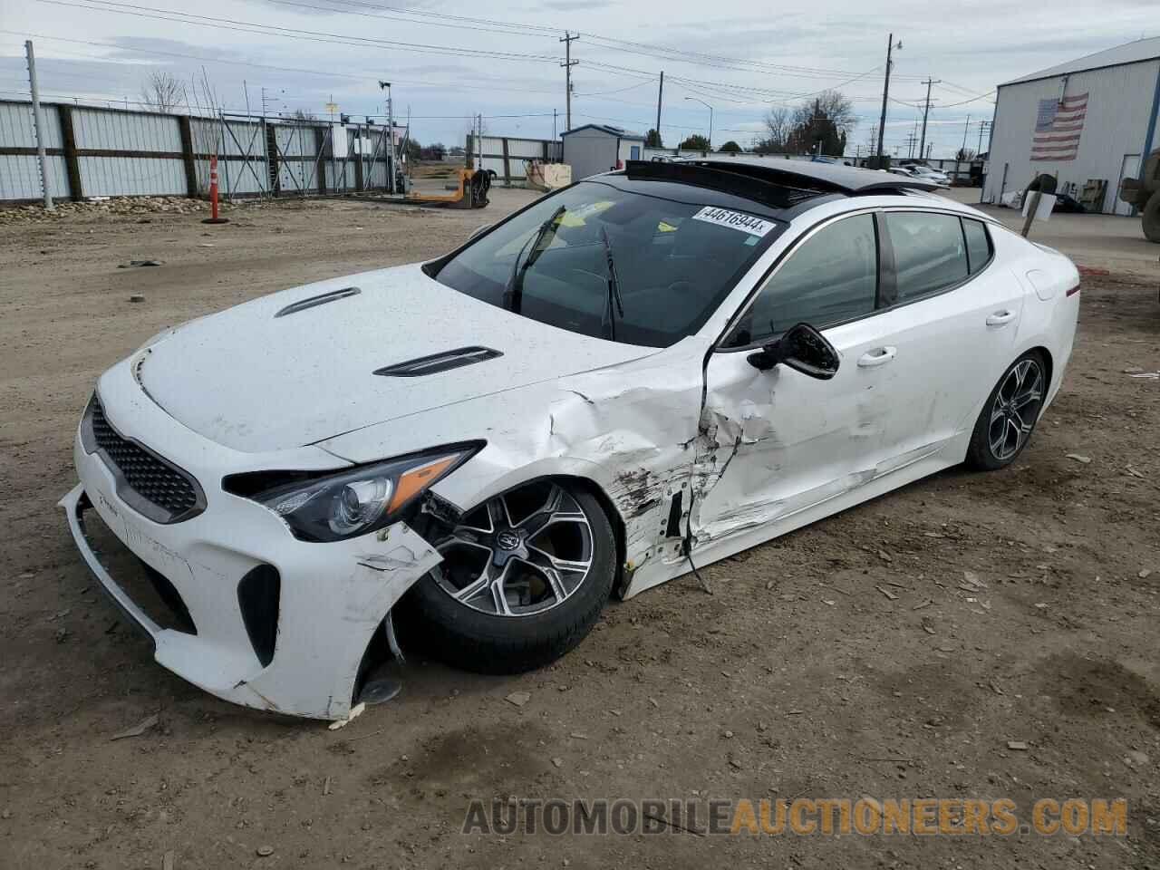 KNAE15LA4L6074671 KIA STINGER 2020