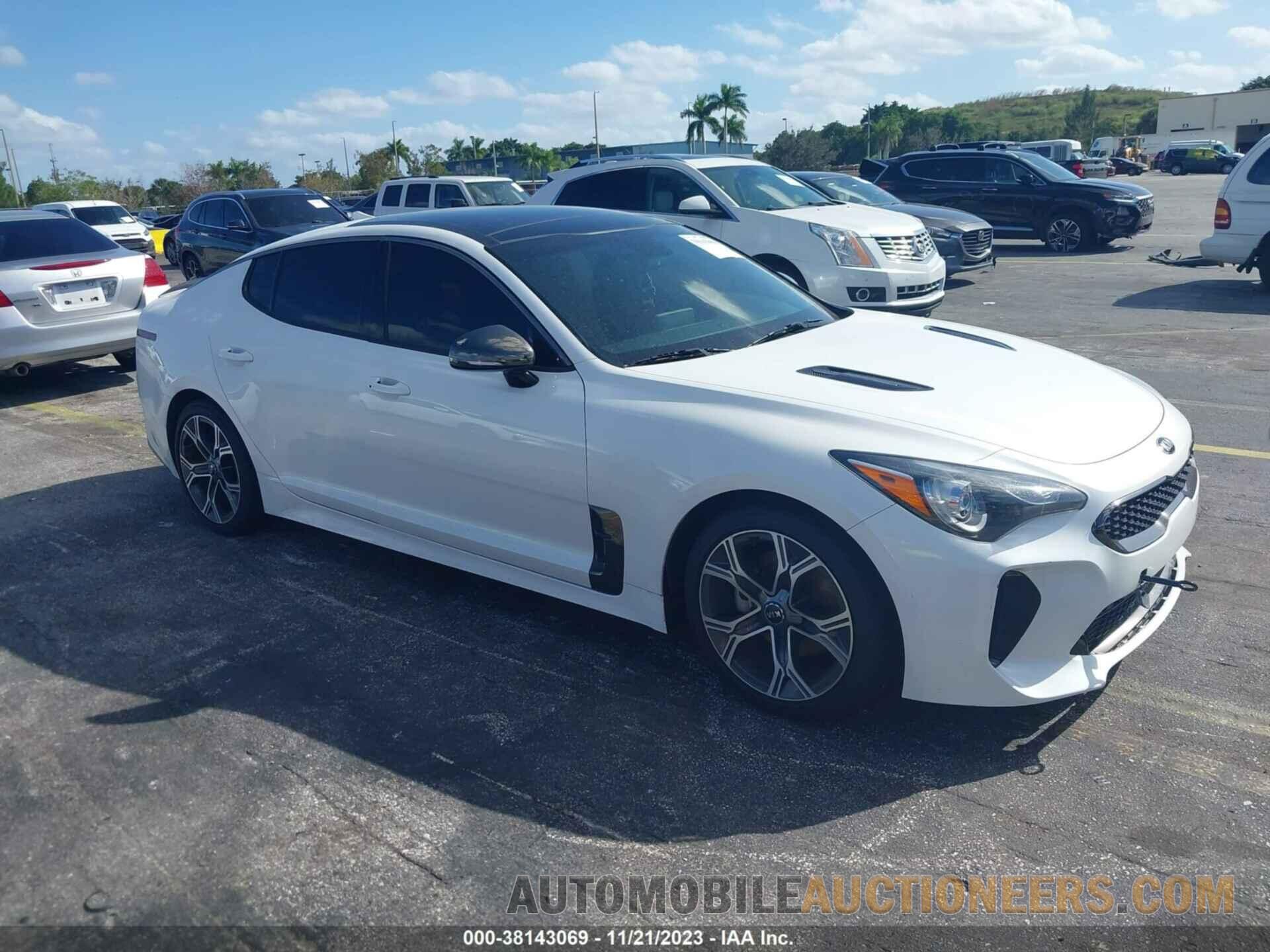 KNAE15LA4L6086688 KIA STINGER 2020