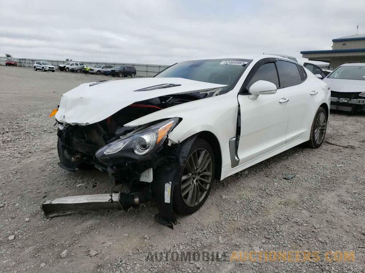 KNAE15LA6J6031401 KIA STINGER 2018