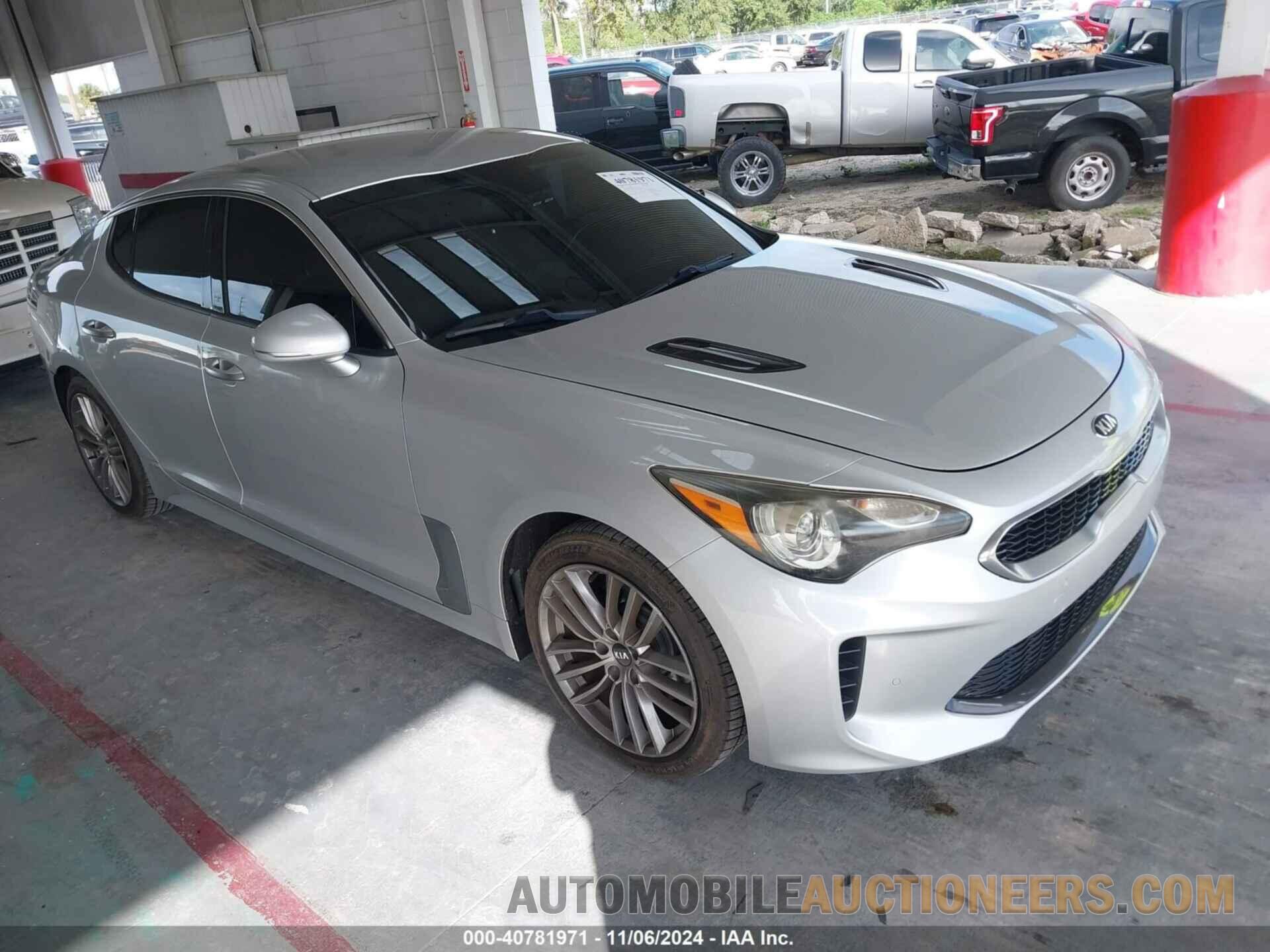 KNAE15LA7J6011738 KIA STINGER 2018