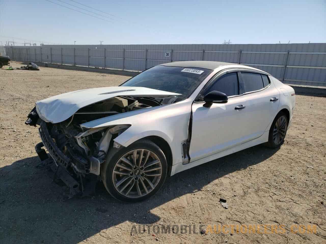 KNAE15LA8J6013496 KIA STINGER 2018