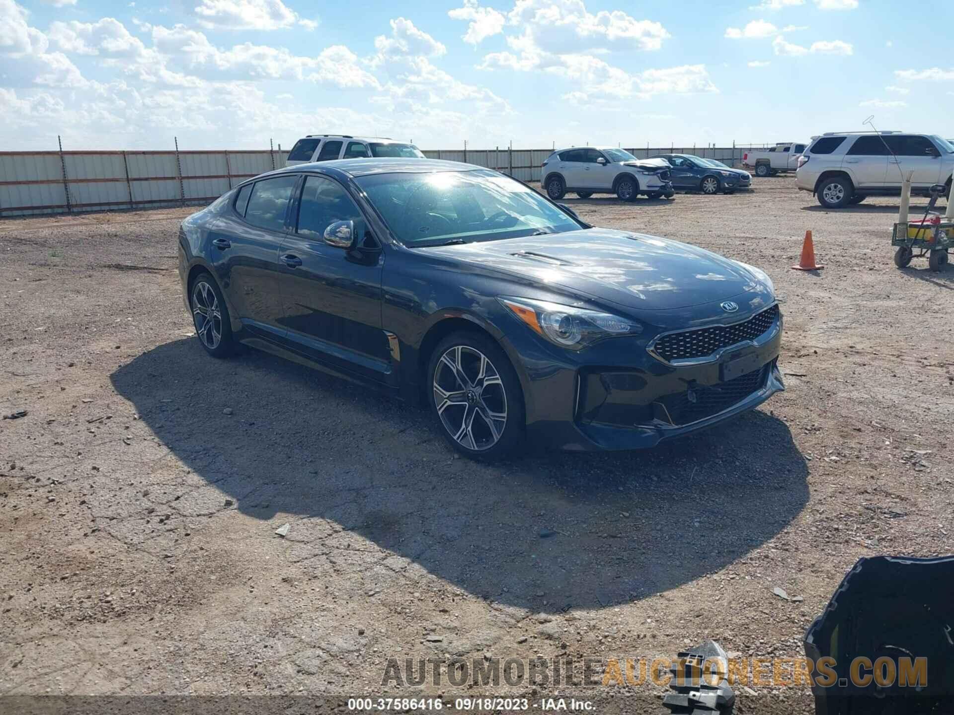 KNAE15LA8L6076956 KIA STINGER 2020