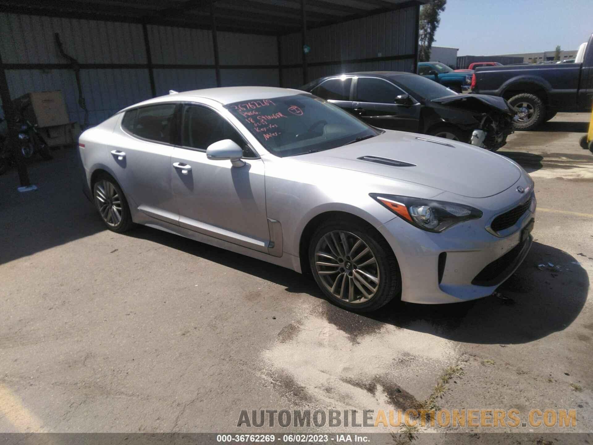 KNAE15LA9J6011160 KIA STINGER 2018