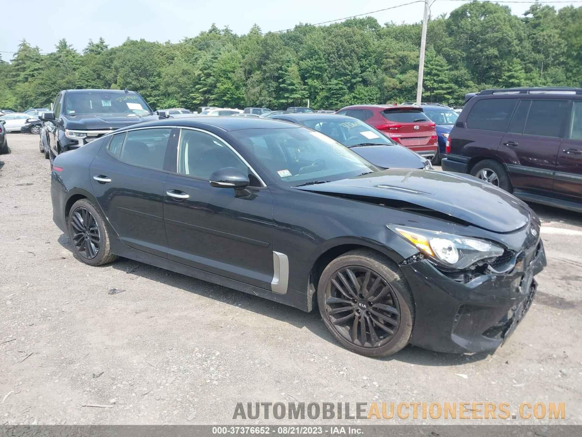 KNAE15LA9J6033434 KIA STINGER 2018