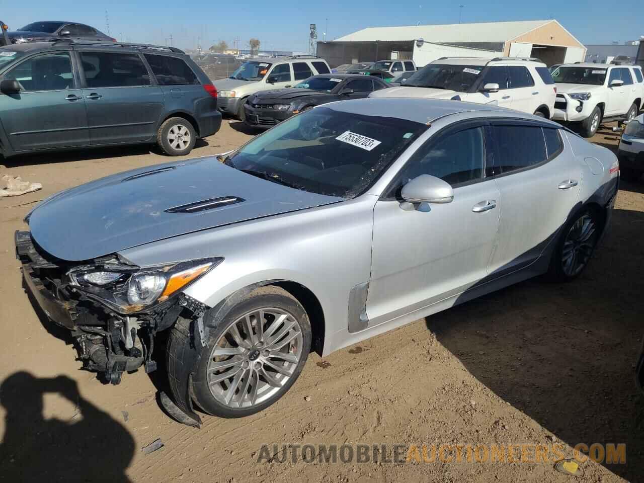 KNAE15LAXJ6022331 KIA STINGER 2018