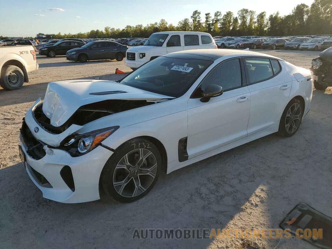 KNAE15LAXL6073539 KIA STINGER 2020