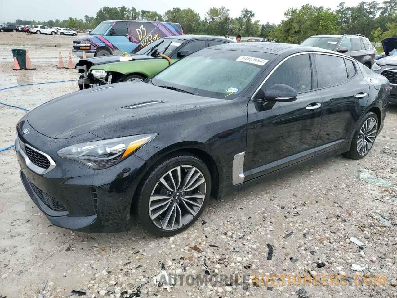 KNAE25LA1J6018617 KIA STINGER 2018