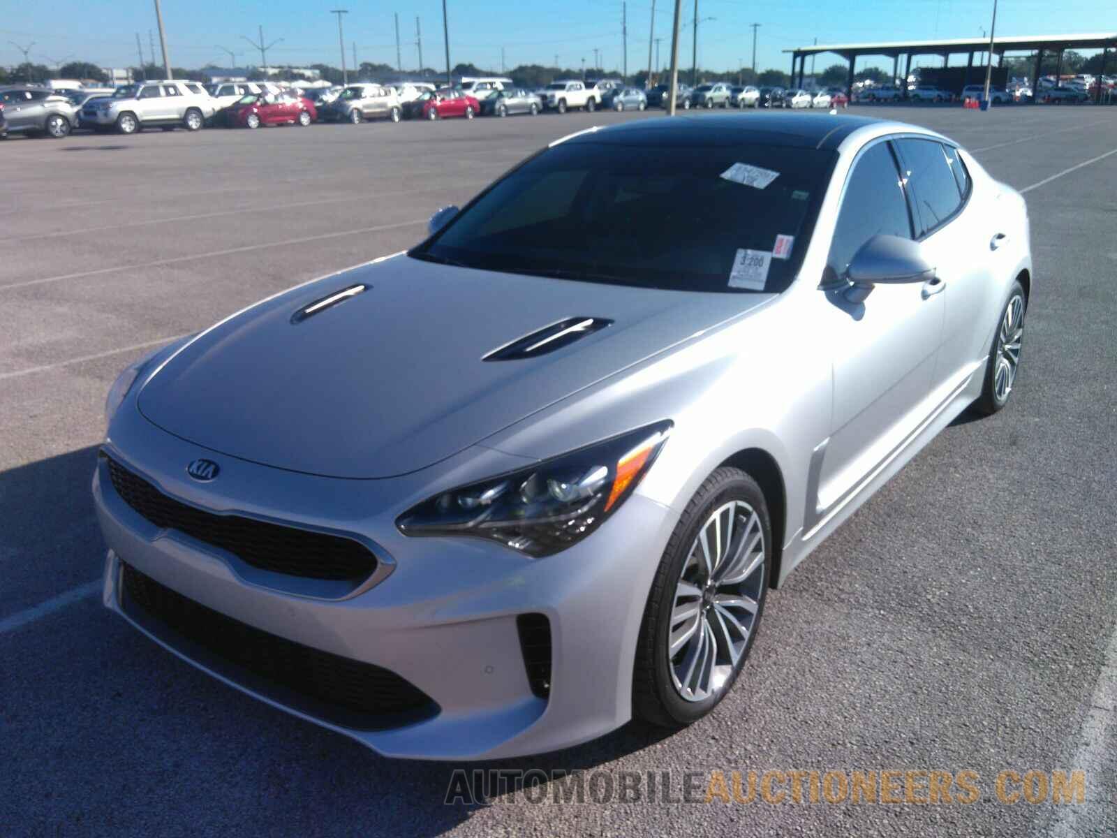 KNAE25LA1J6023235 Kia Stinger 2018