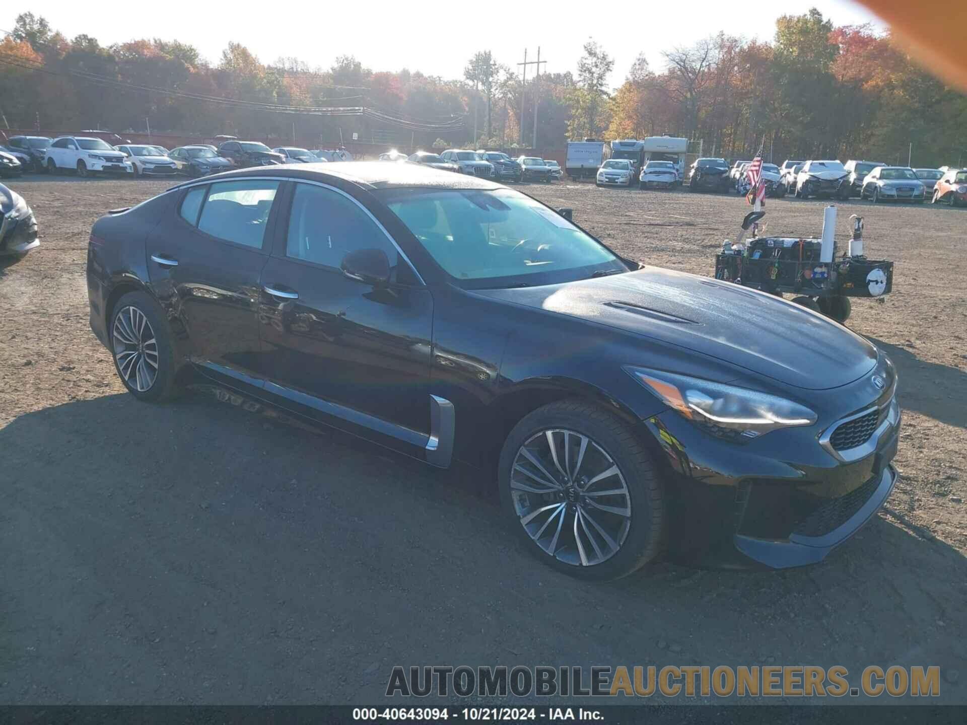 KNAE25LA1J6027981 KIA STINGER 2018