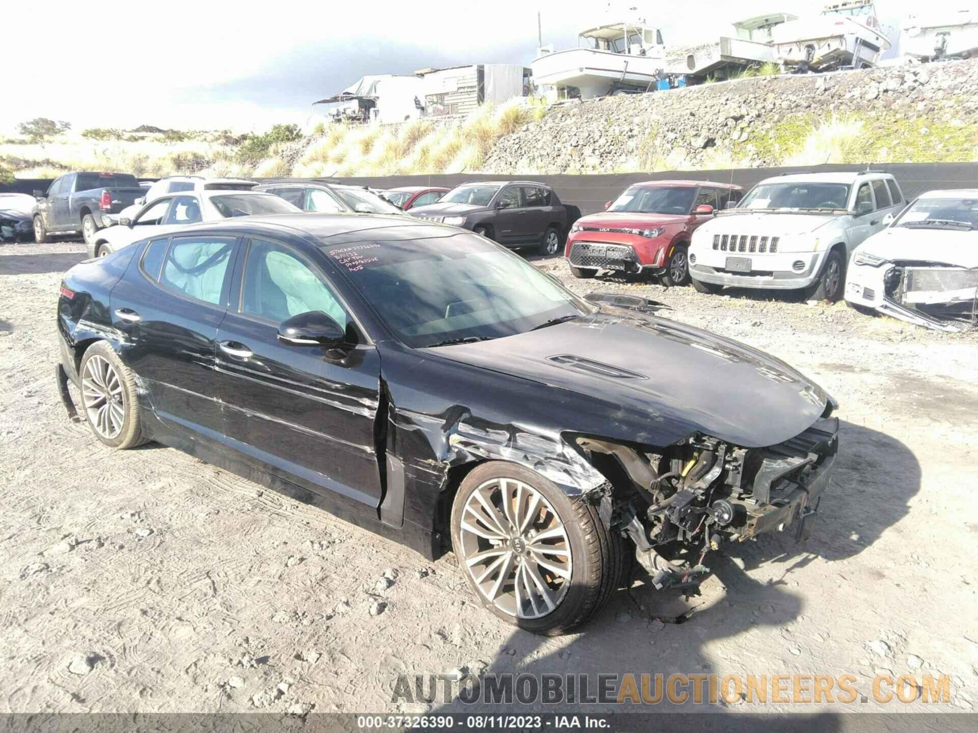 KNAE25LA4J6013931 KIA STINGER 2018