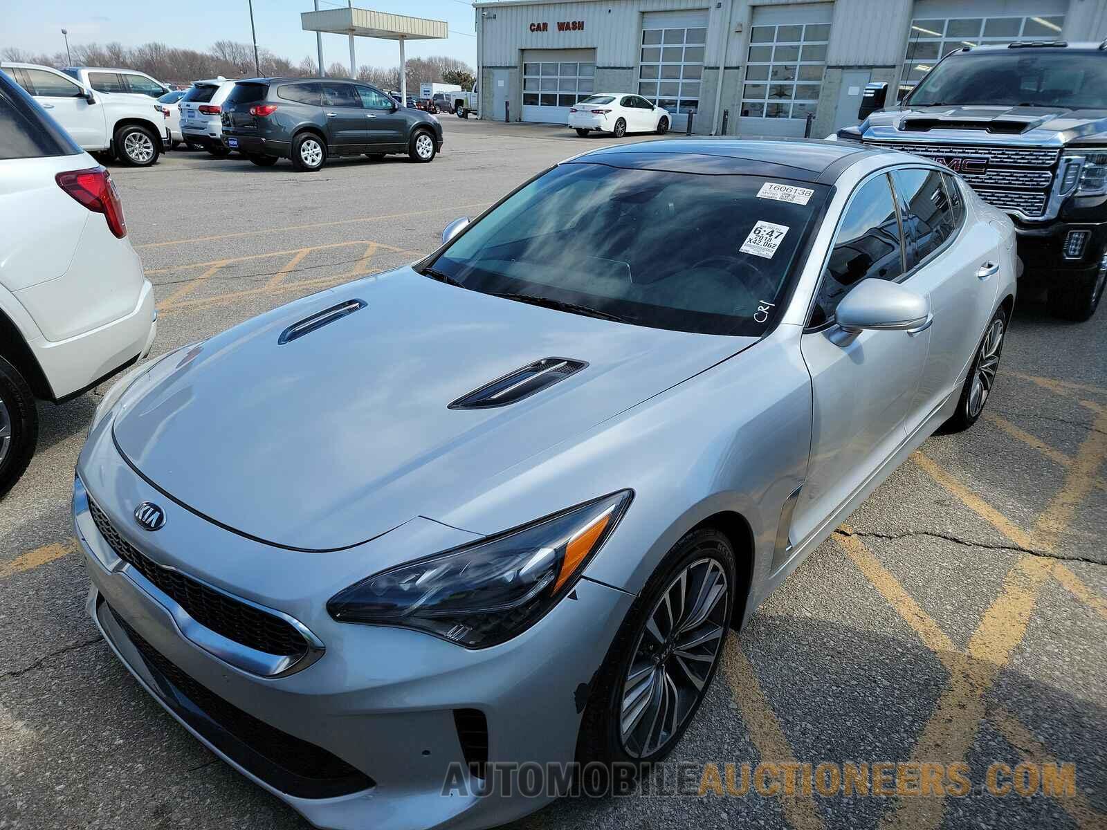 KNAE25LA6J6017480 Kia Stinger 2018