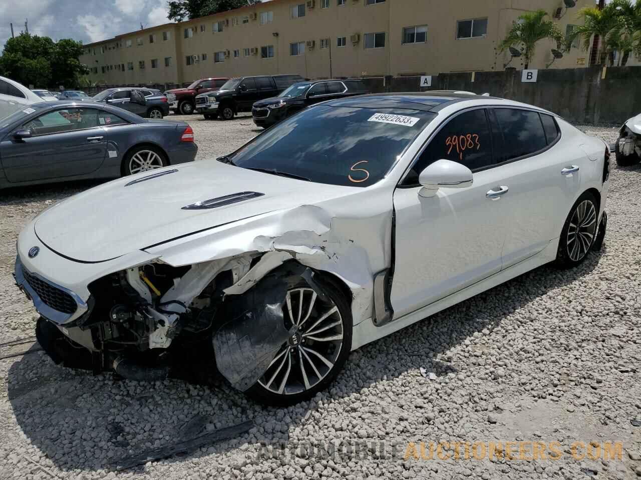 KNAE25LA6J6028334 KIA STINGER 2018