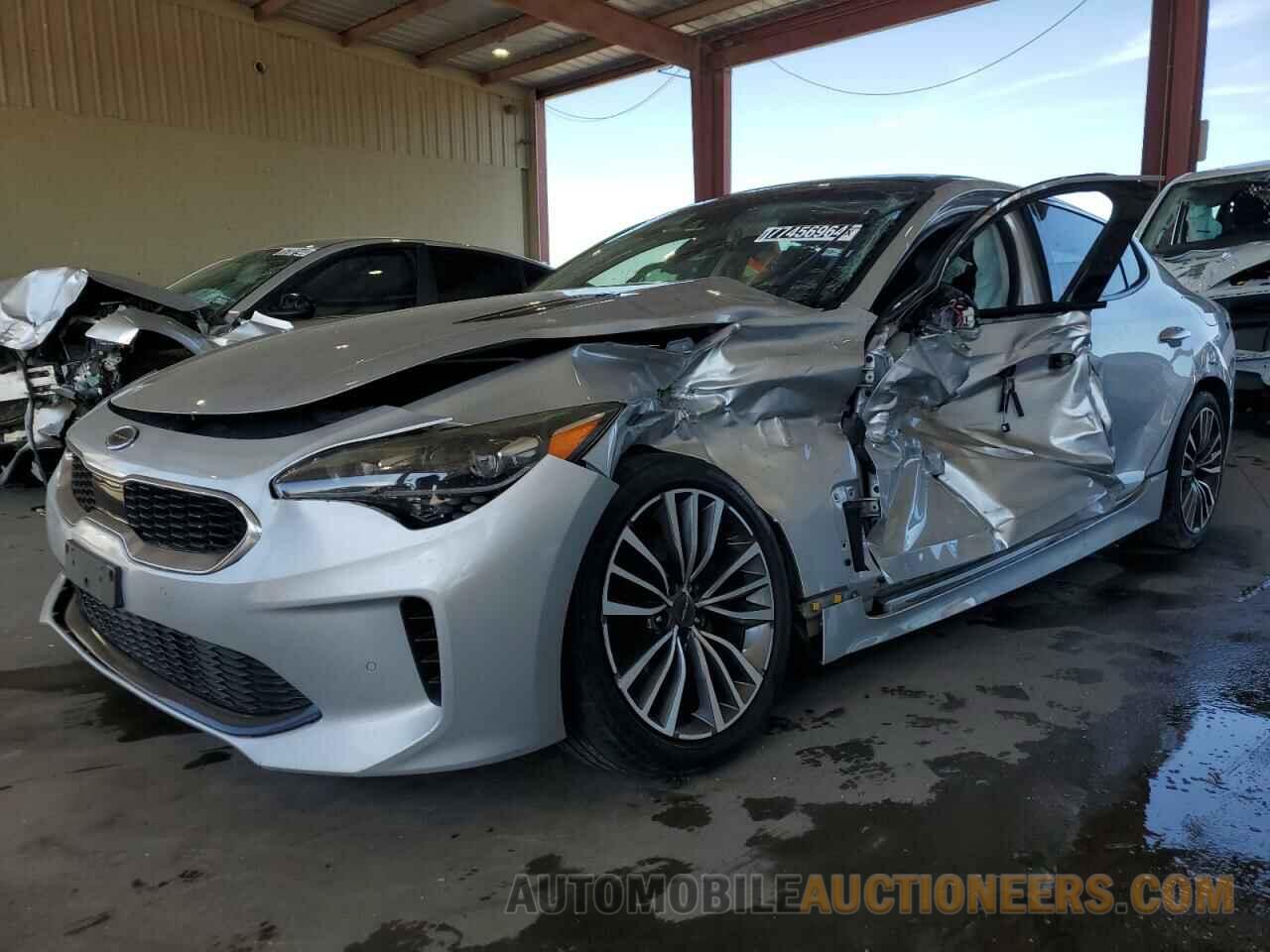 KNAE25LA6J6037311 KIA STINGER 2018