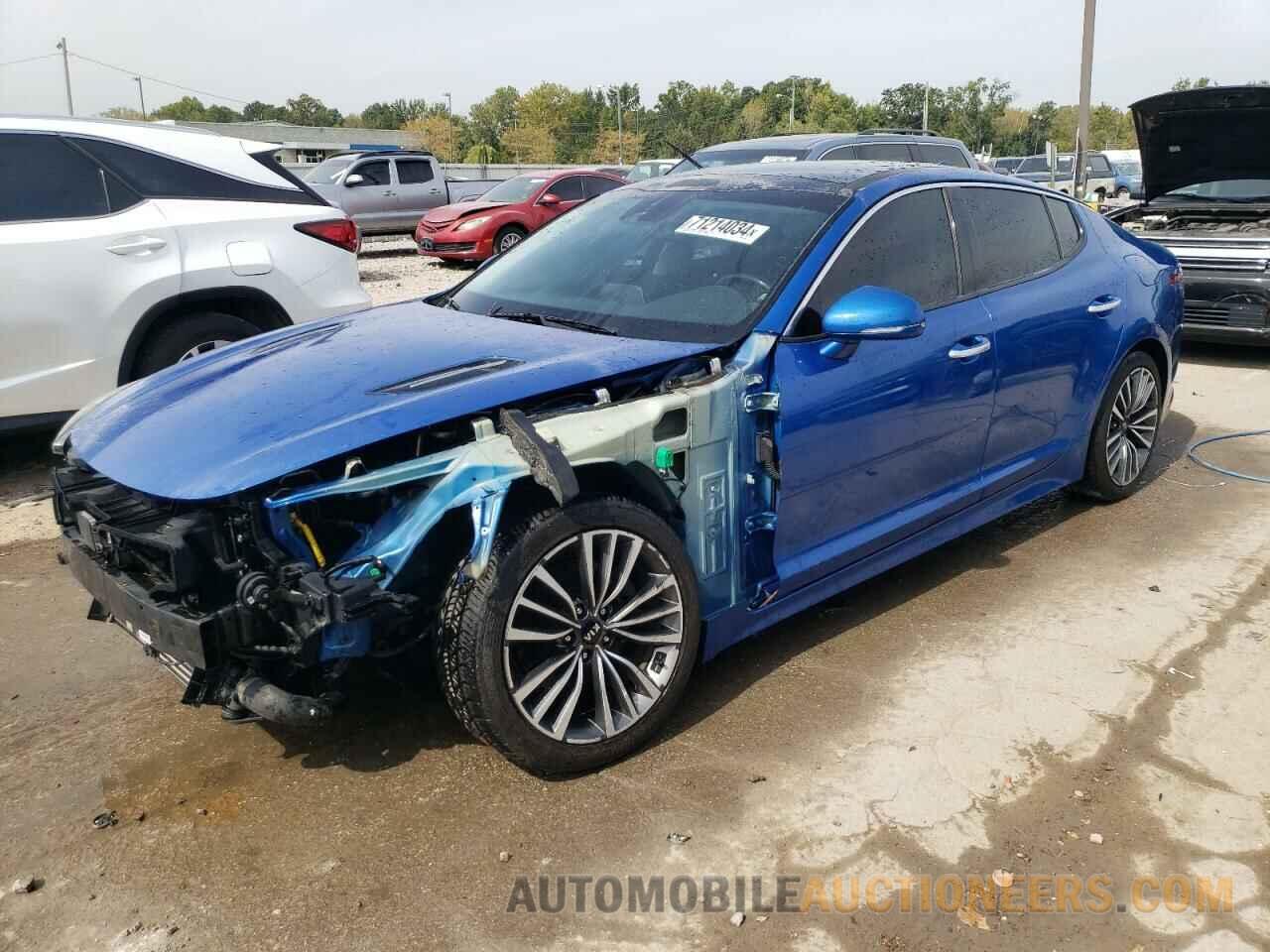 KNAE25LA8J6020431 KIA STINGER 2018