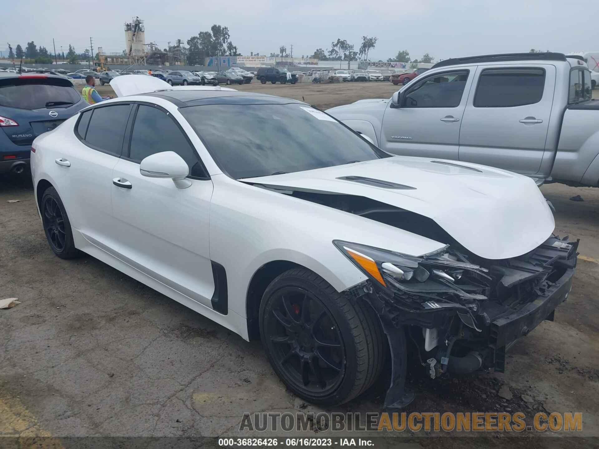 KNAE25LA9J6014539 KIA STINGER 2018