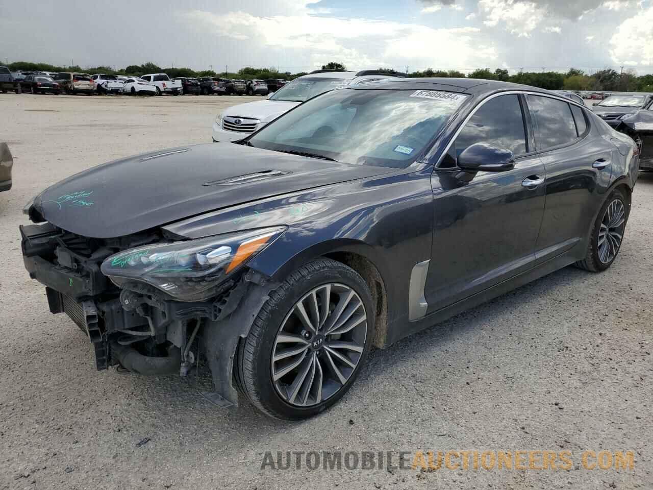 KNAE25LAXK6051472 KIA STINGER 2019