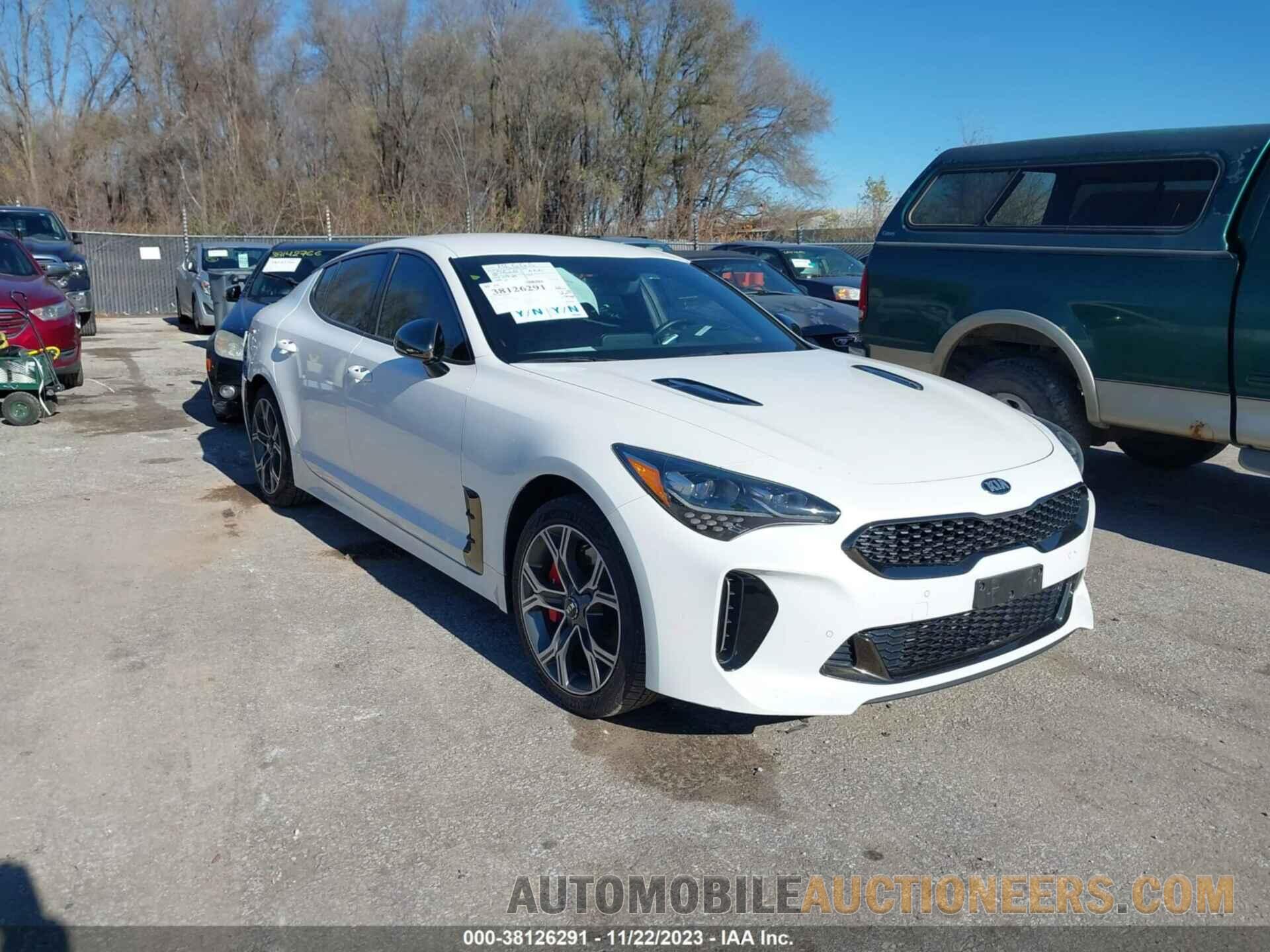 KNAE35LC0K6046618 KIA STINGER 2019