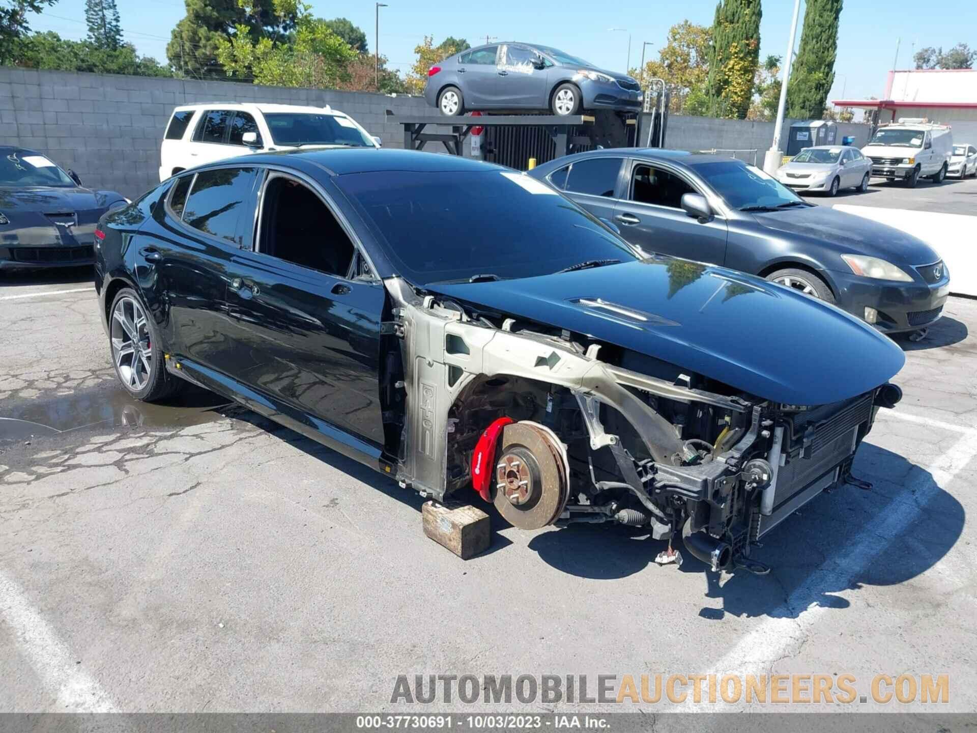 KNAE35LC1K6067011 KIA STINGER 2019