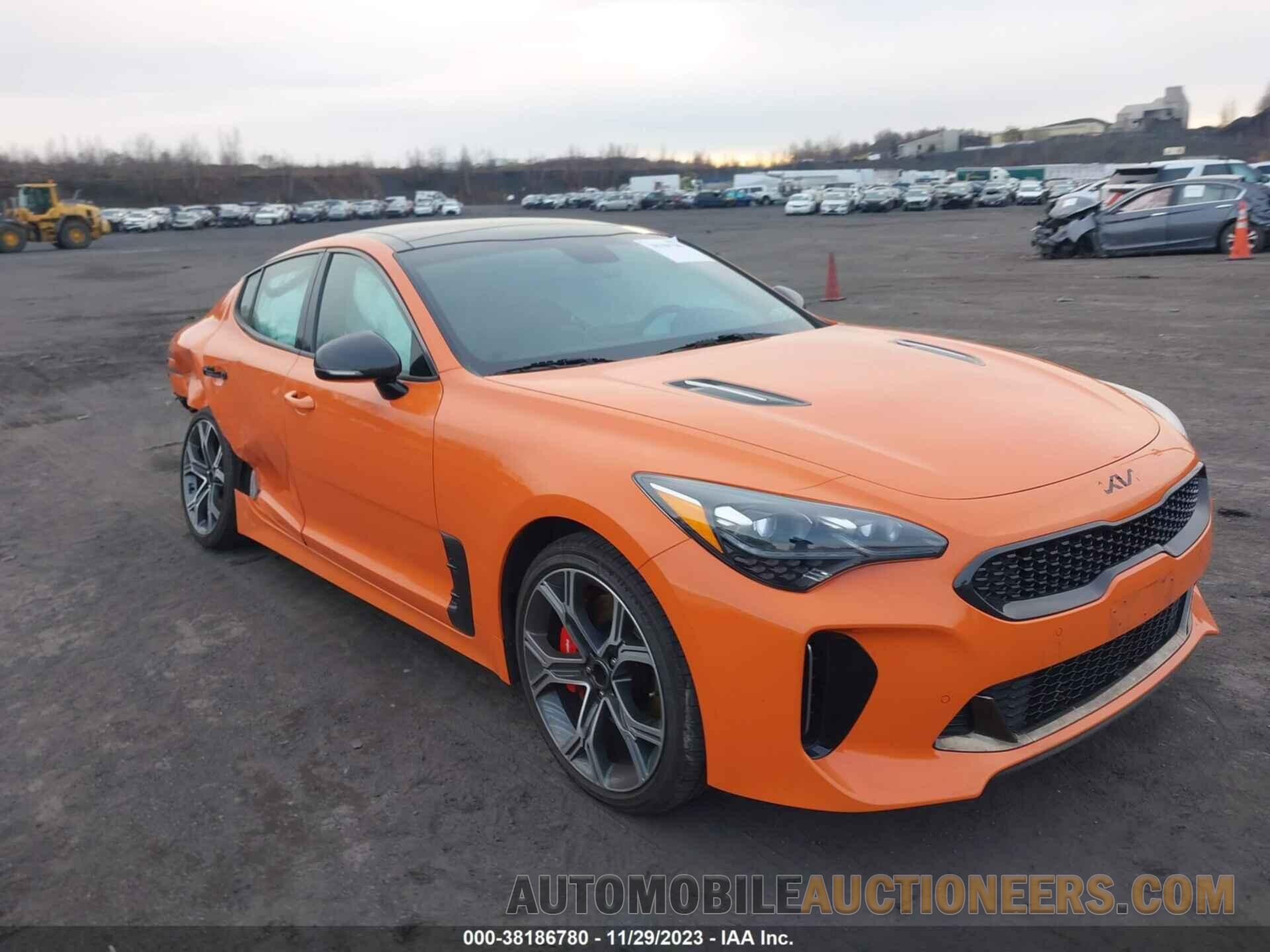 KNAE35LC1K6070958 KIA STINGER 2019