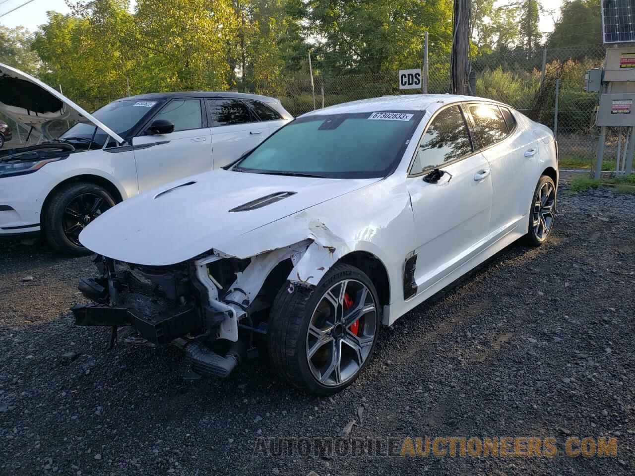 KNAE35LC1L6072260 KIA STINGER 2020