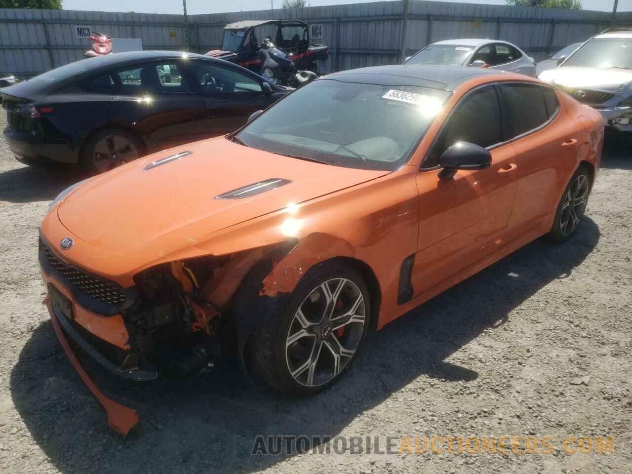 KNAE35LC4K6071098 KIA STINGER 2019