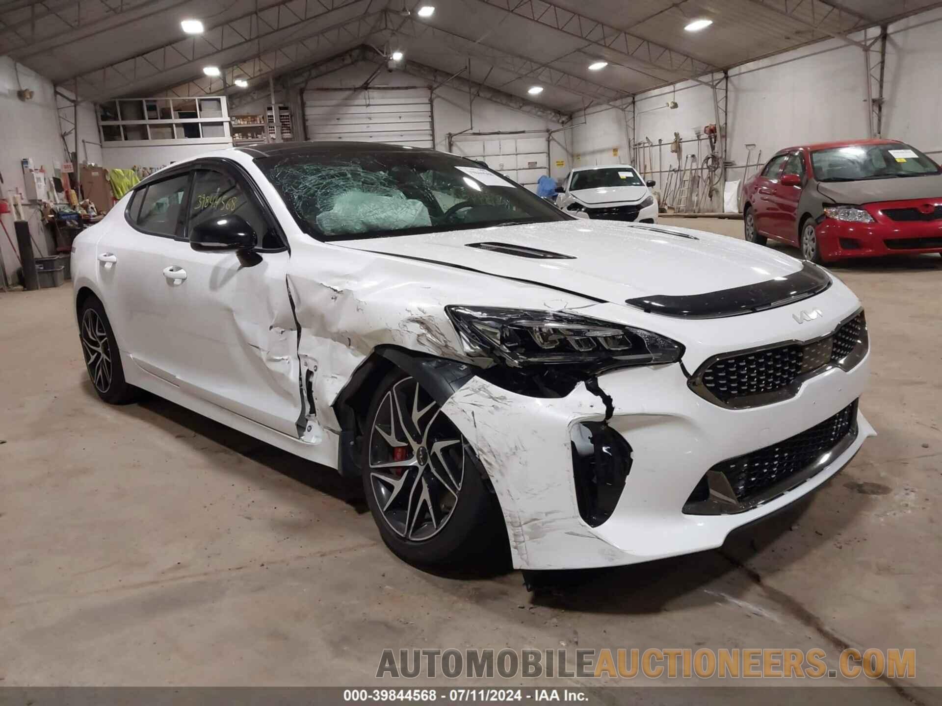 KNAE35LD1P6131273 KIA STINGER 2023