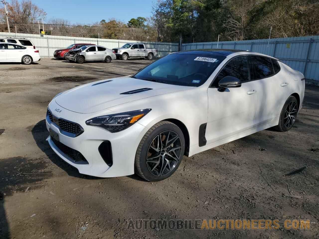 KNAE35LD8N6110322 KIA STINGER 2022