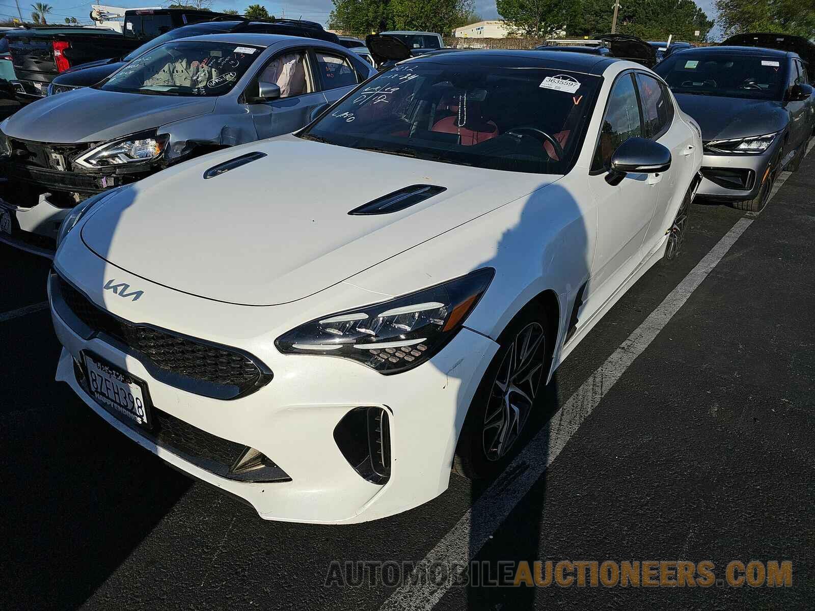 KNAE35LD9N6113925 Kia Stinger 2022