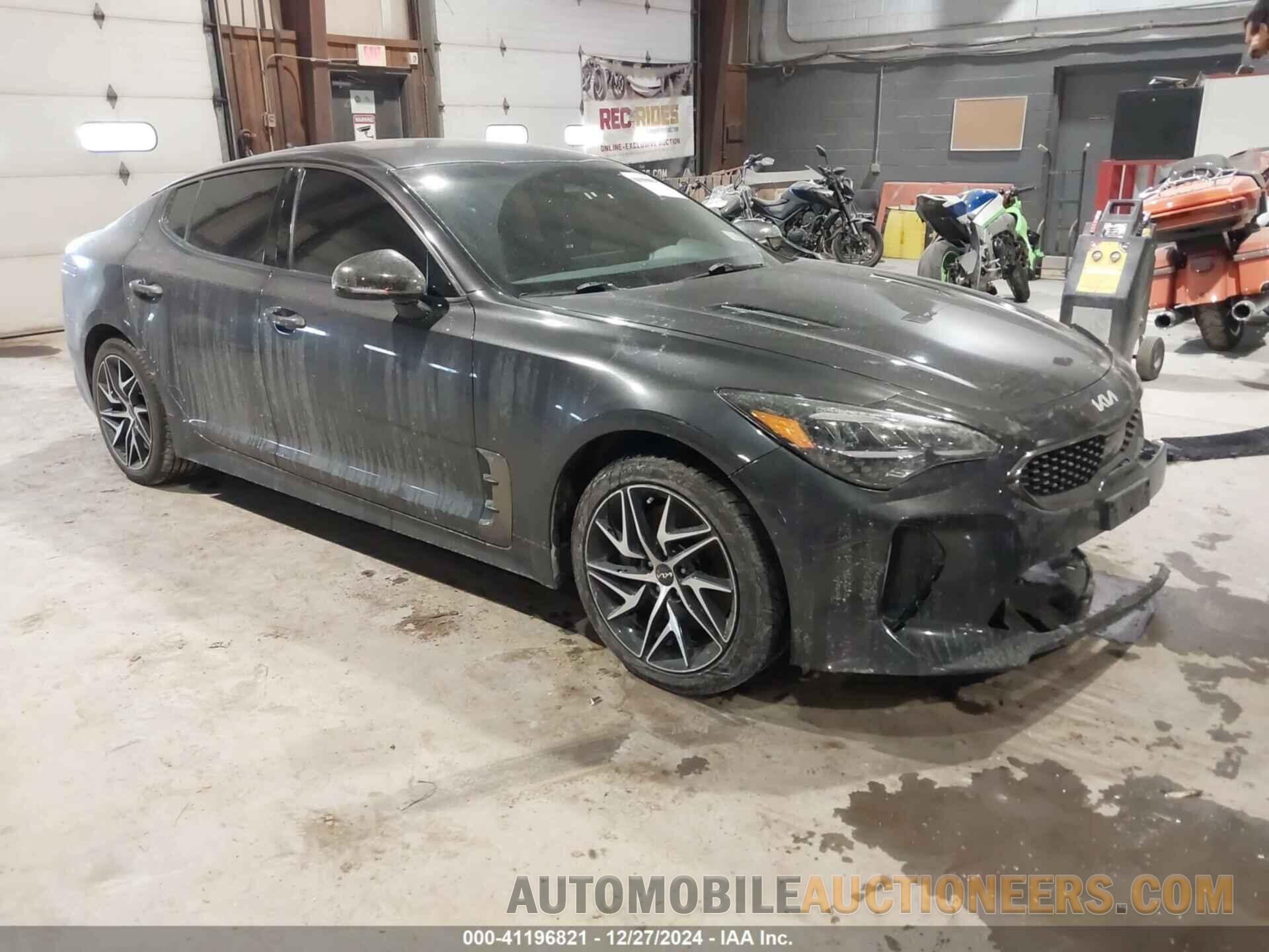 KNAE35LDXN6113724 KIA STINGER 2022