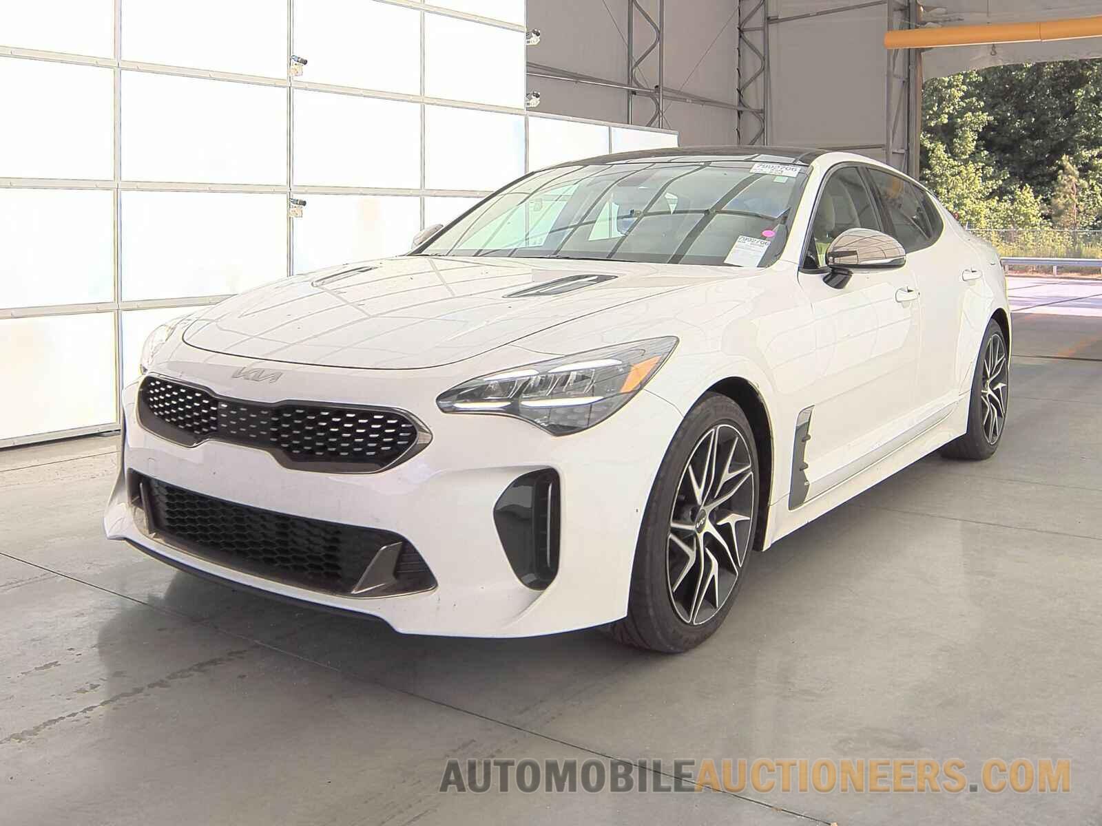 KNAE35LDXN6114100 Kia Stinger 2022