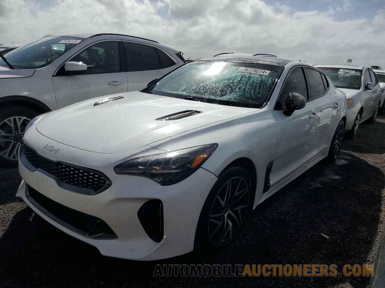 KNAE35LDXN6114999 KIA STINGER 2022