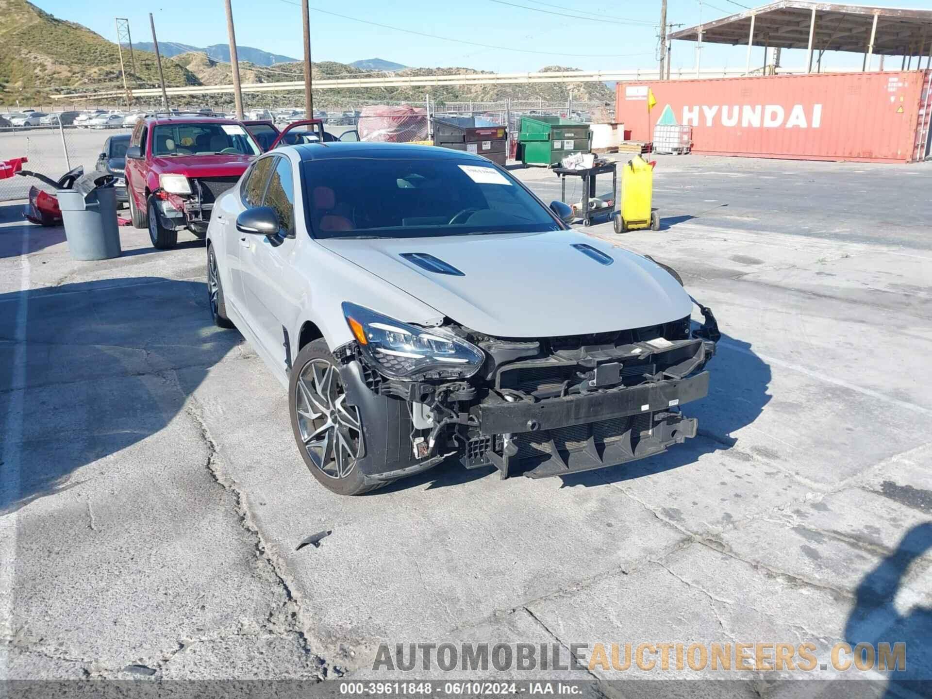 KNAE35LDXN6116610 KIA STINGER 2022