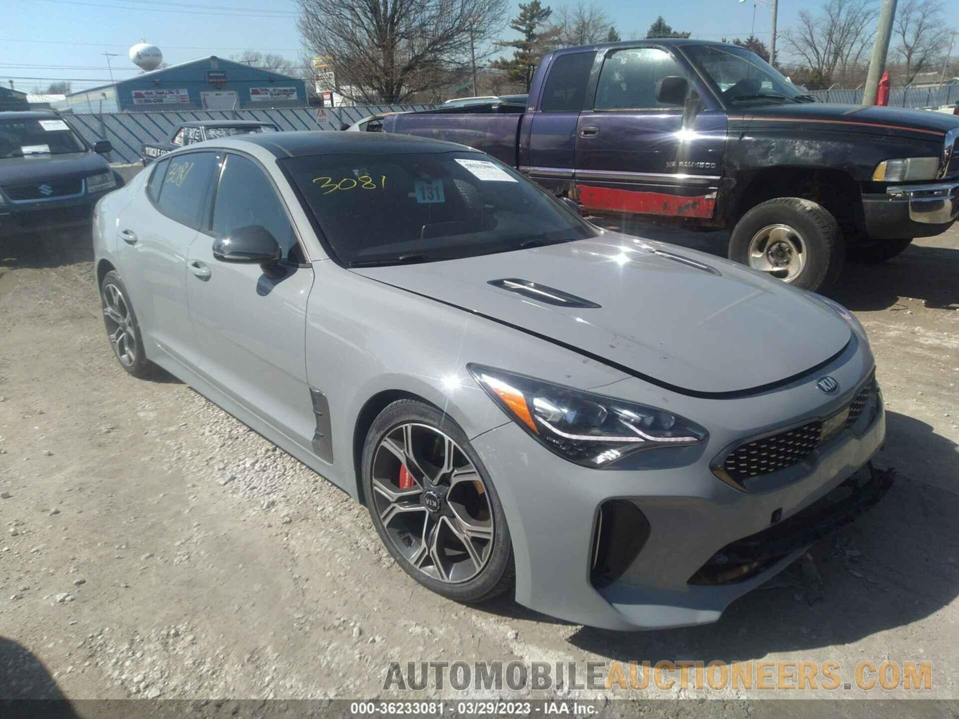 KNAE45LC0J6030821 KIA STINGER 2018