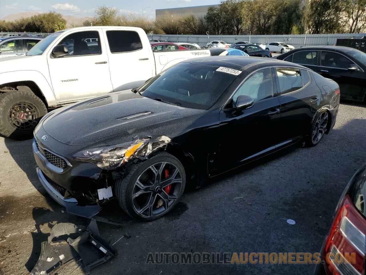 KNAE45LC0L6081898 KIA STINGER 2020