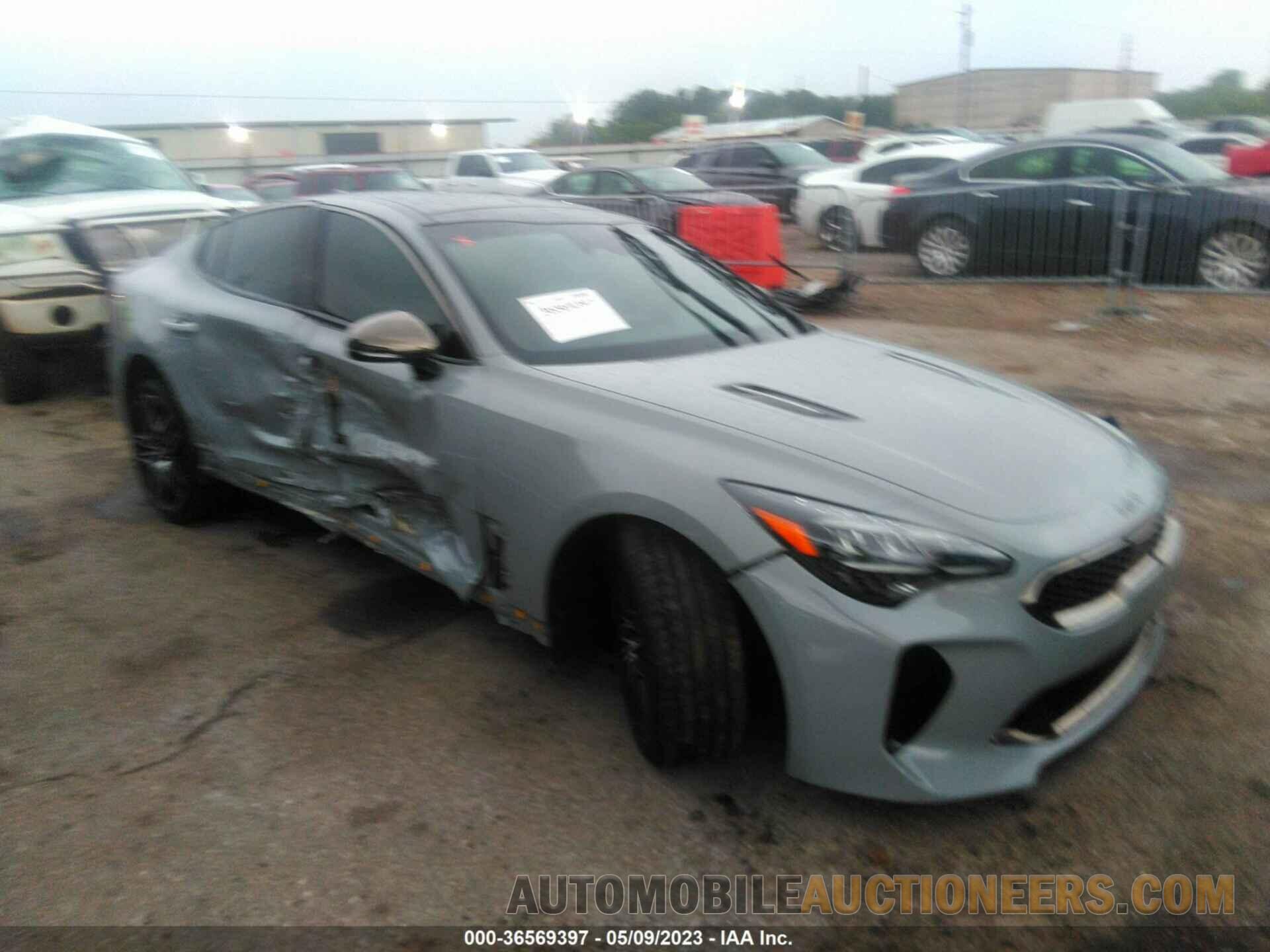 KNAE45LC1N6105435 KIA STINGER 2022