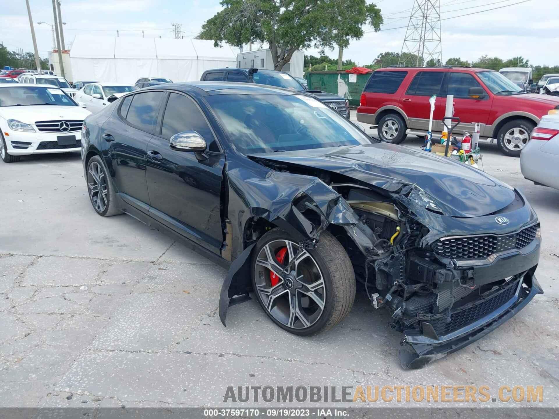 KNAE45LC3J6012829 KIA STINGER 2018