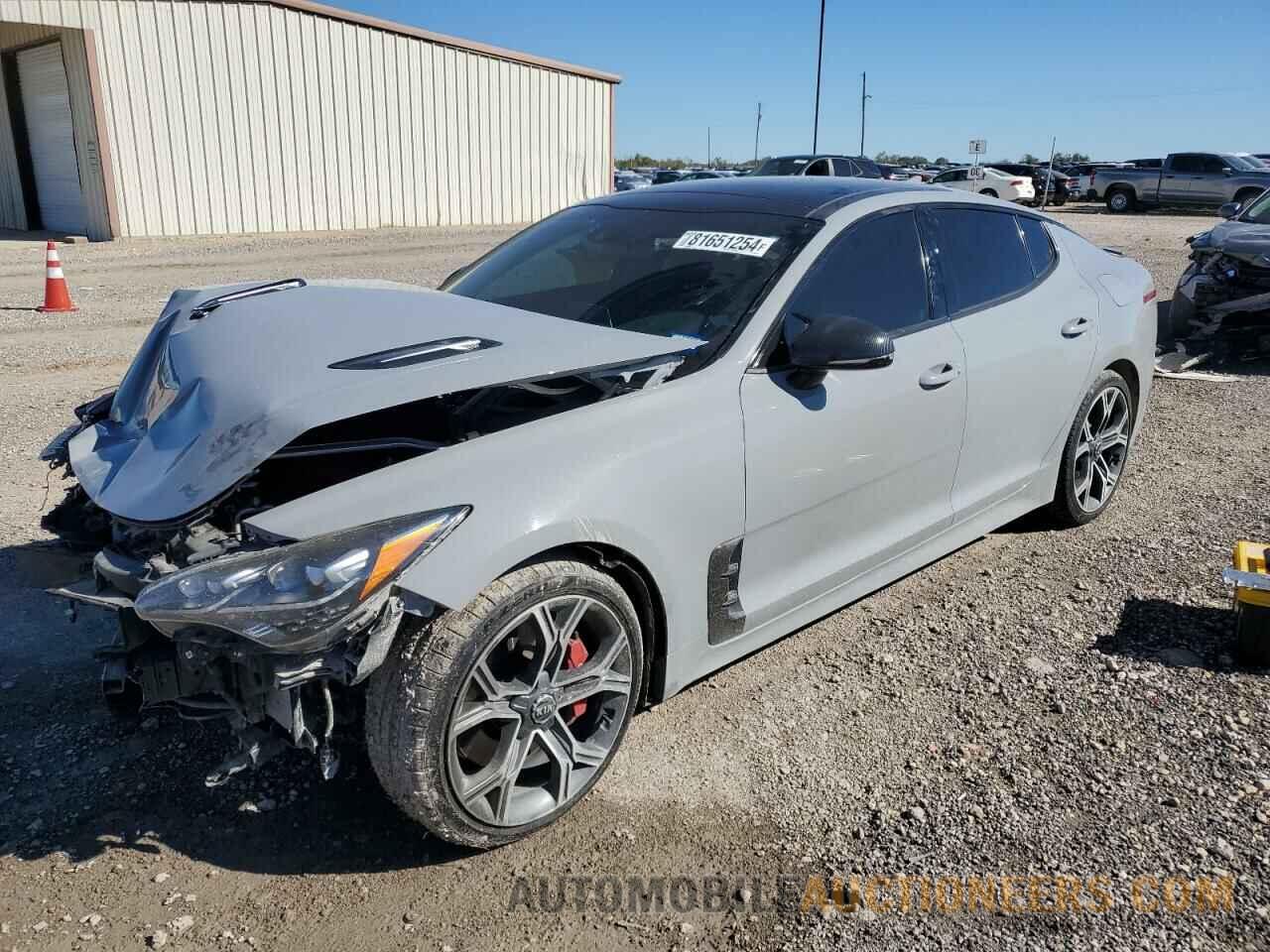 KNAE45LC3K6045279 KIA STINGER 2019