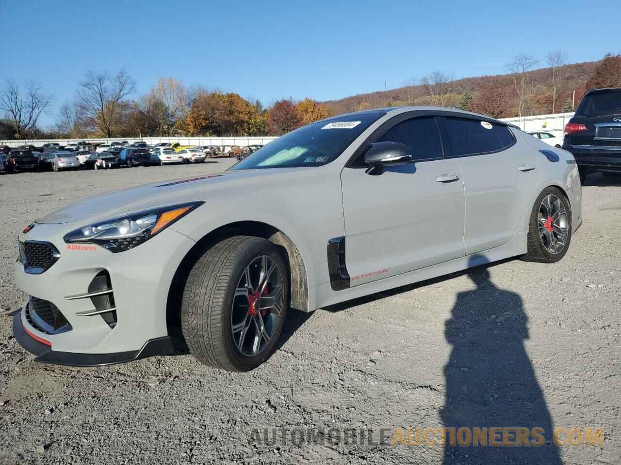 KNAE45LC6J6028037 KIA STINGER 2018