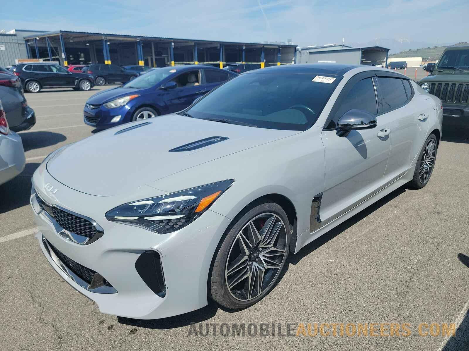 KNAE45LC6N6103518 Kia Stinger 2022