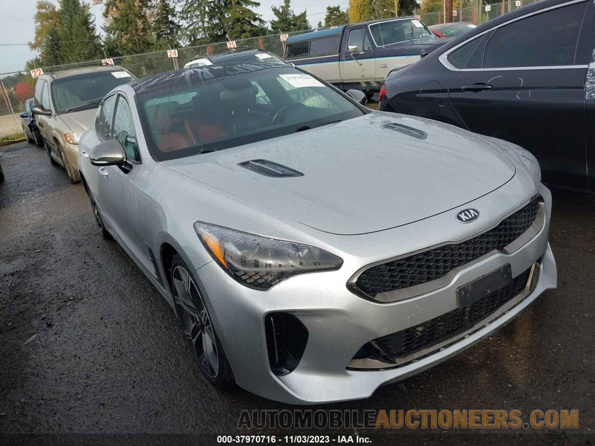 KNAE45LCXJ6021107 KIA STINGER 2018