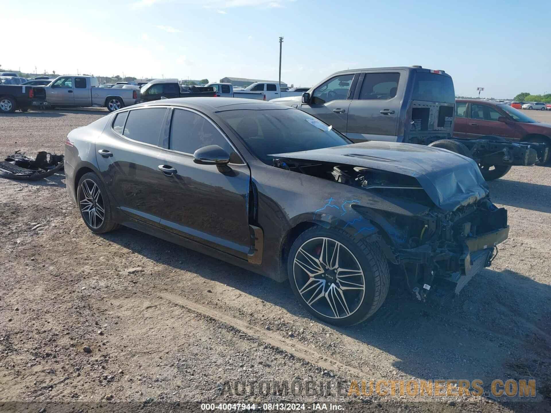 KNAE45LCXN6107507 KIA STINGER 2022