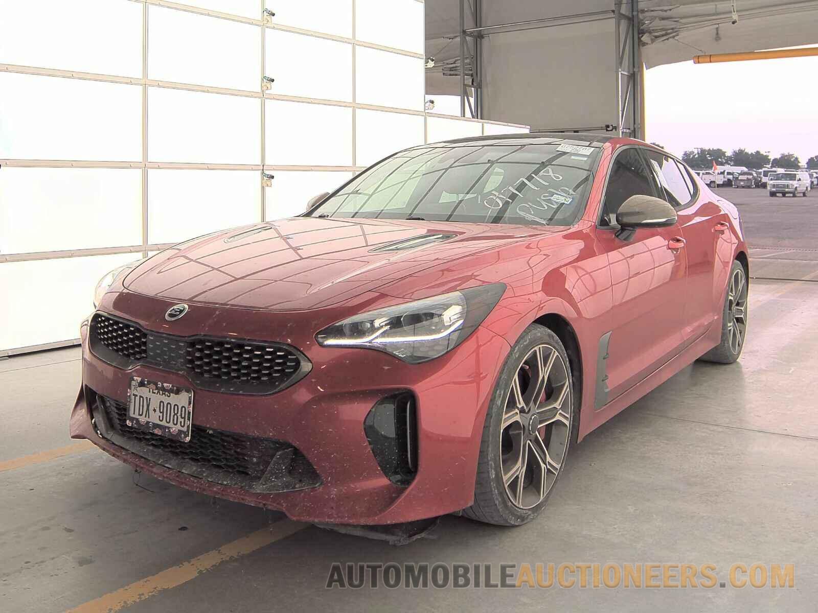 KNAE55LC1J6017718 Kia Stinger 2018