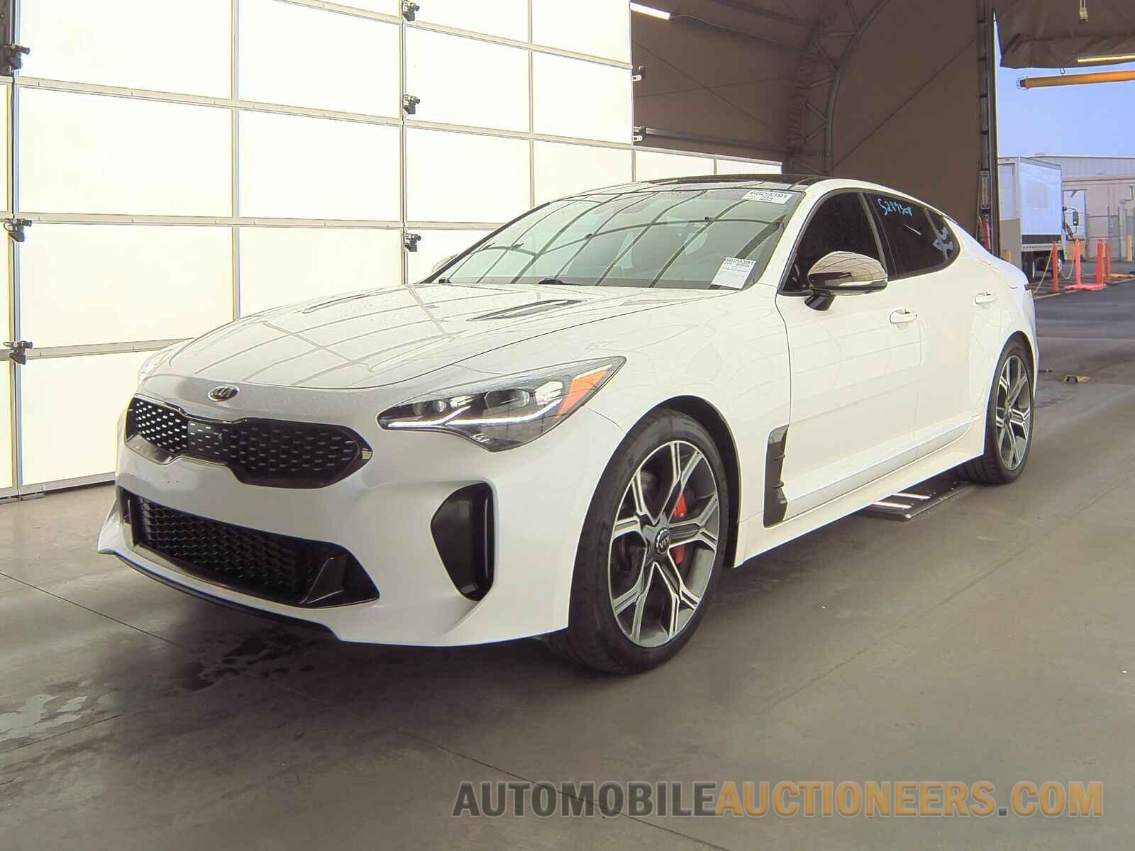 KNAE55LC1K6043057 Kia Stinger 2019