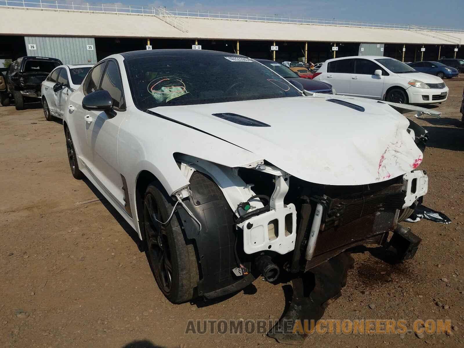 KNAE55LC1K6054916 KIA STINGER 2019