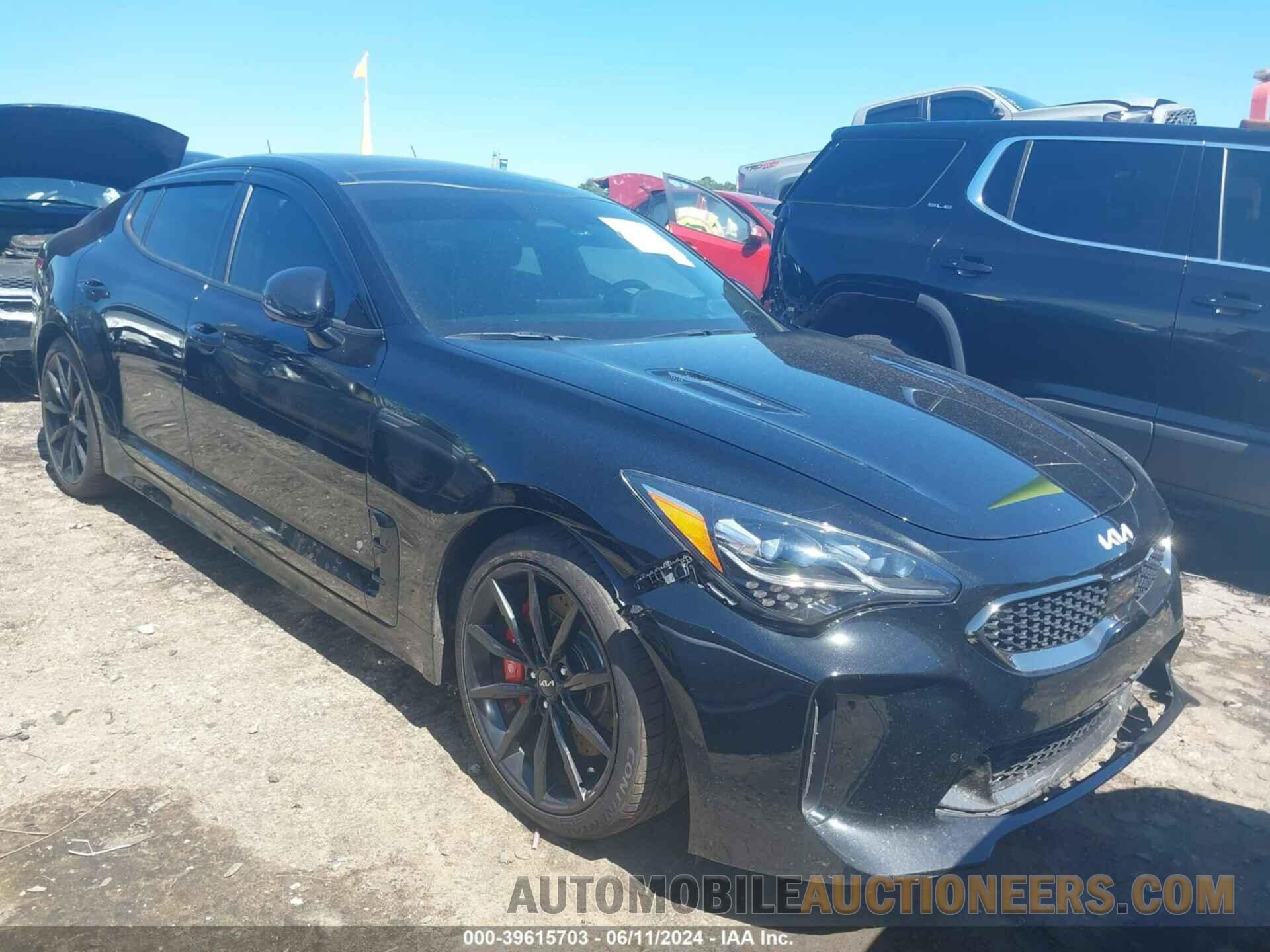 KNAE55LC1N6112396 KIA STINGER 2022