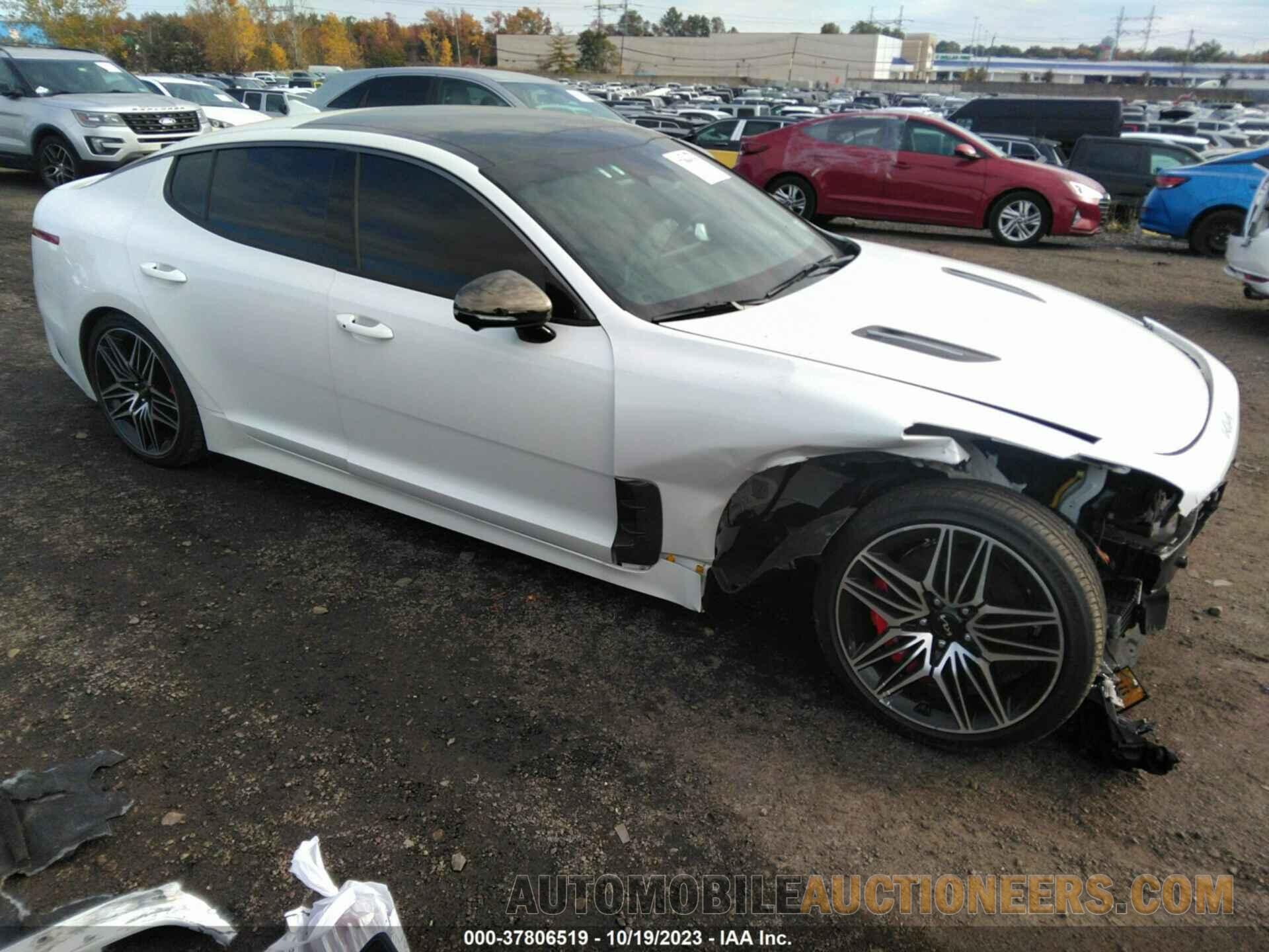 KNAE55LC1P6131727 KIA STINGER 2023