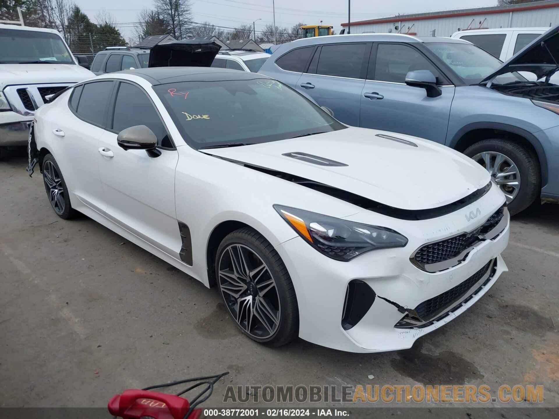 KNAE55LC1P6135132 KIA STINGER 2023